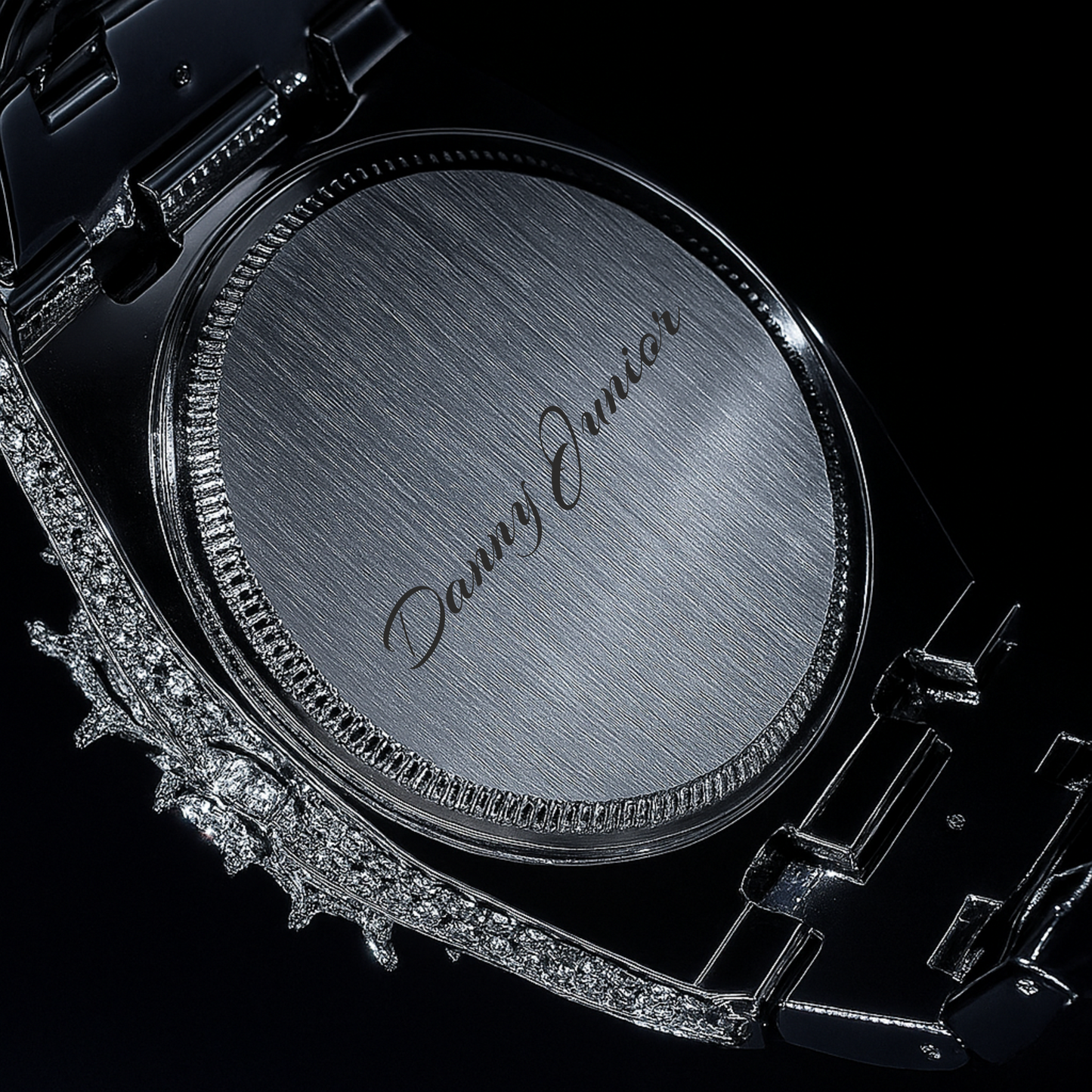 Iced-Out Watch – 35mm Round Wrist Watch for Men