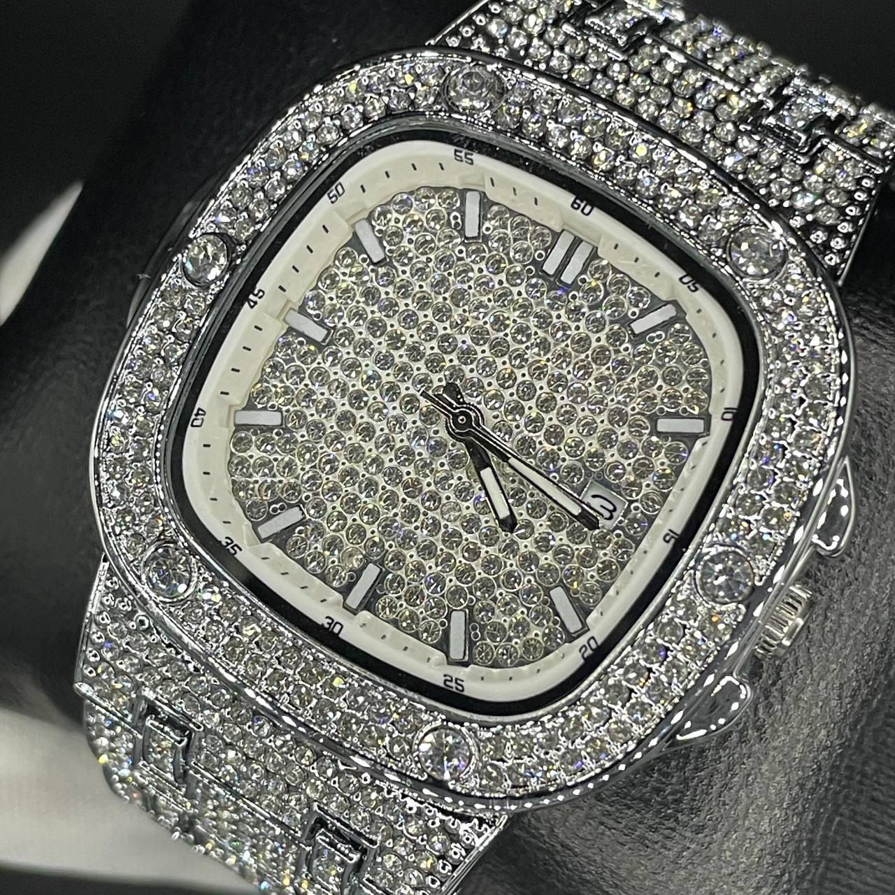 32mm Iced Out Watch for Men – LuxGlow™ Stones Square Dial Hip Hop Bling Wristwatch