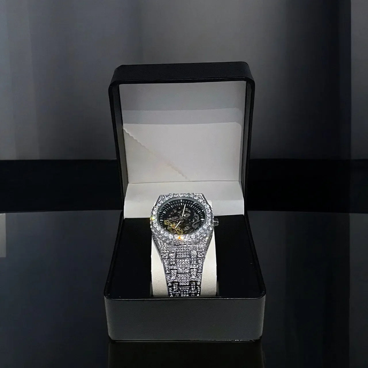 32mm Automatic Iced Watch – Skeleton Hip-Hop Timepiece
