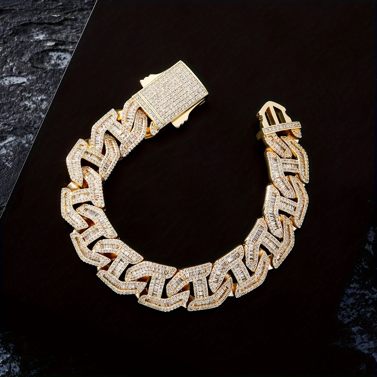 15mm G-Shaped Bracelet – 8in Gold Plated Bling with LuxGlow™ Stones