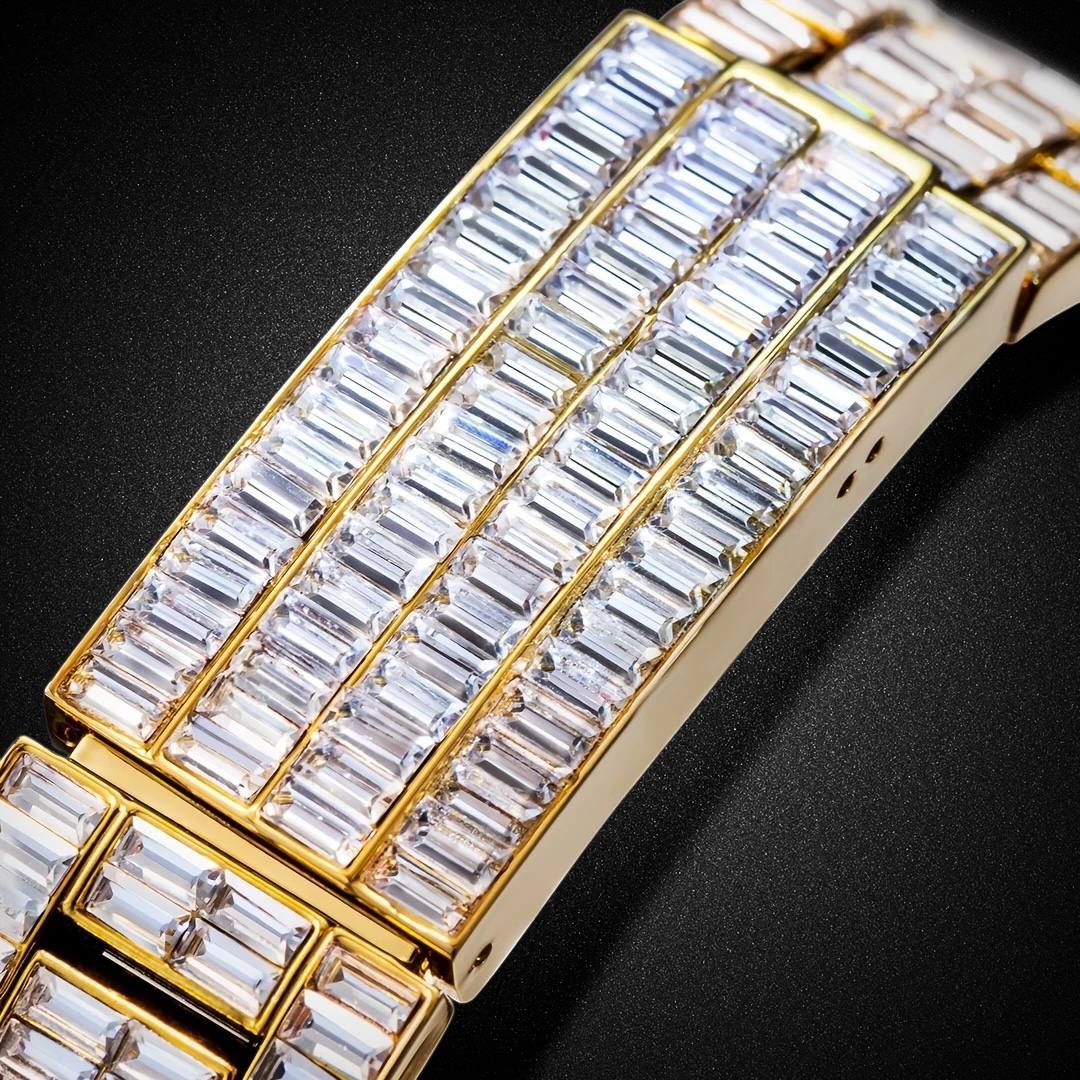 32mm Gold-Tone Stainless Steel Watch – Iced Out Round Dial with LuxGlow™ Stones